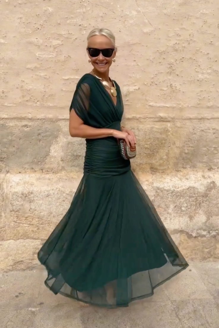 Almudena | Vestido Largo con Escote V