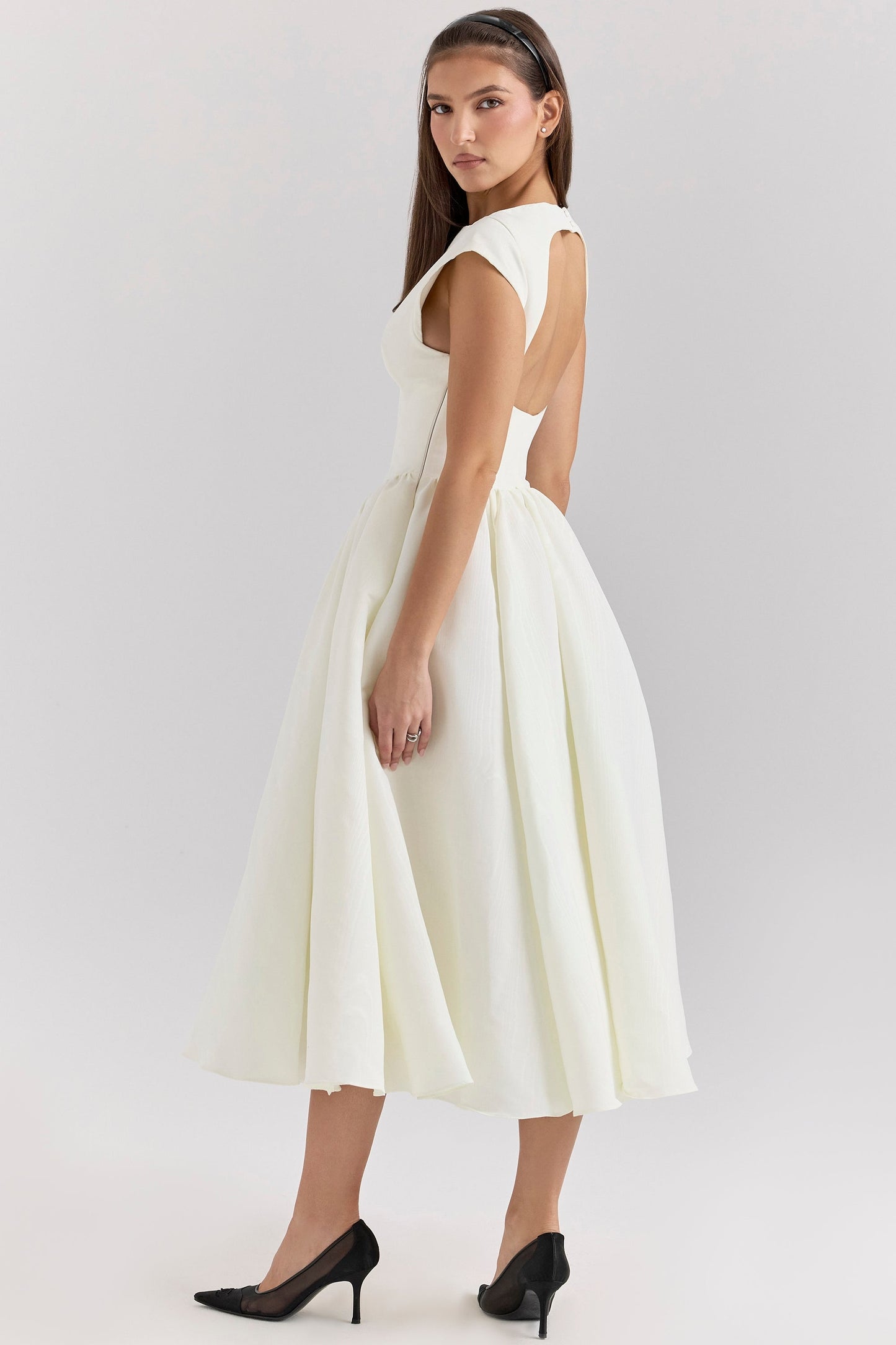 Paula - Vestido con Espalda Descubierta