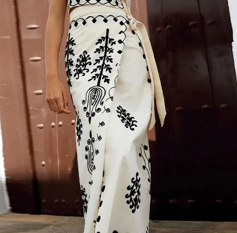 Clarisa - Conjunto Estampado de Top y Falda