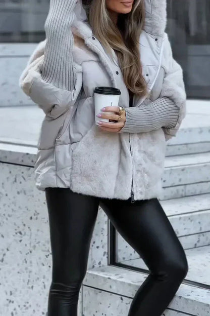 Nadia - Chaqueta Acogedora con Capucha