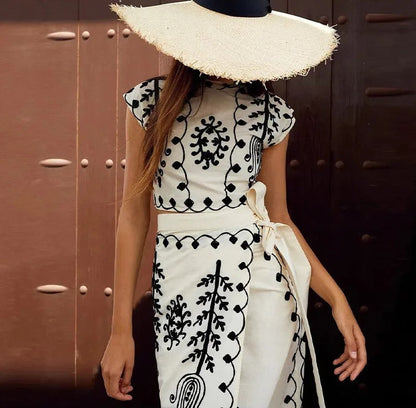Clarisa - Conjunto Estampado de Top y Falda