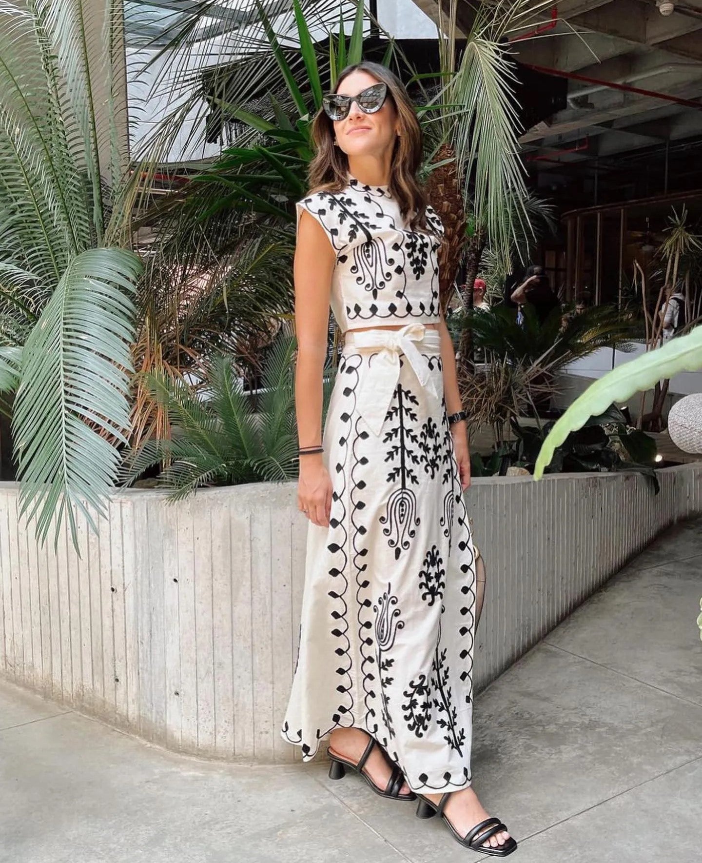 Clarisa - Conjunto Estampado de Top y Falda