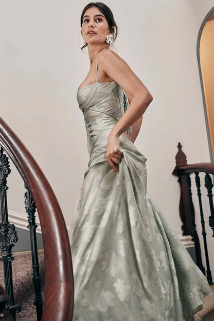 Cecilia - Vestido romántico y elegante