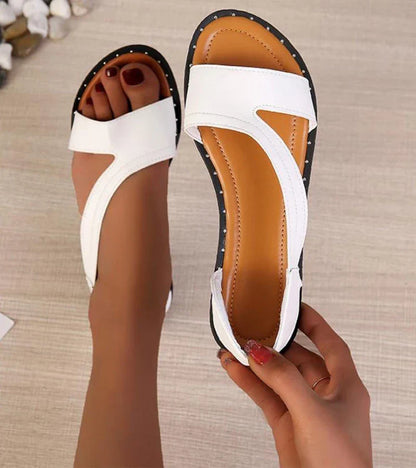 Diana | Sandali stile punta aperta con borchie decorative