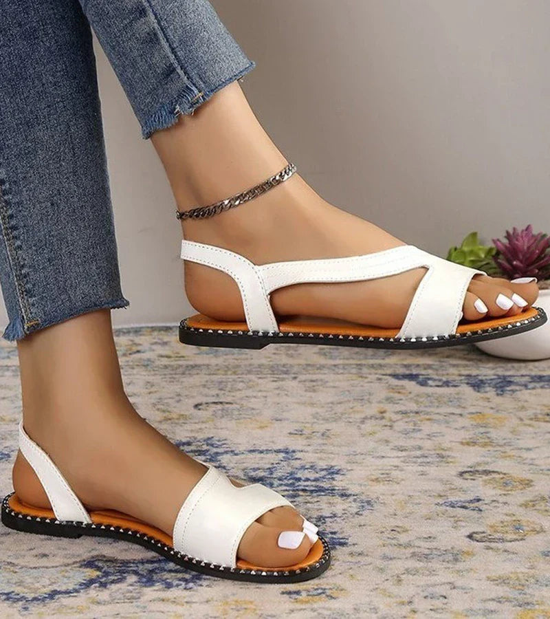 Diana | Sandali stile punta aperta con borchie decorative